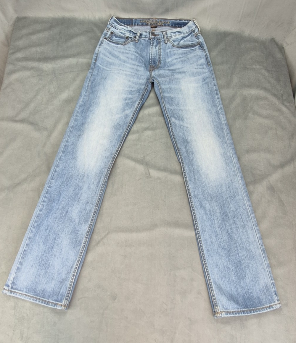 American Eagle Core Flex Original Straight 30x34 Light Washed Blue Jeans